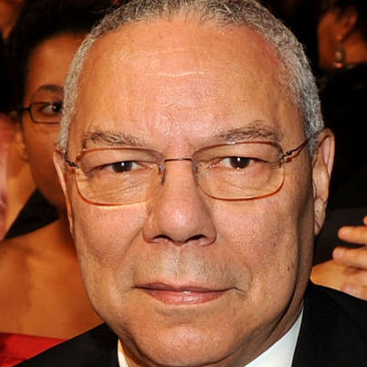 Bývalý Sec. státu Colin Powell přistěhovalectví hrdina!